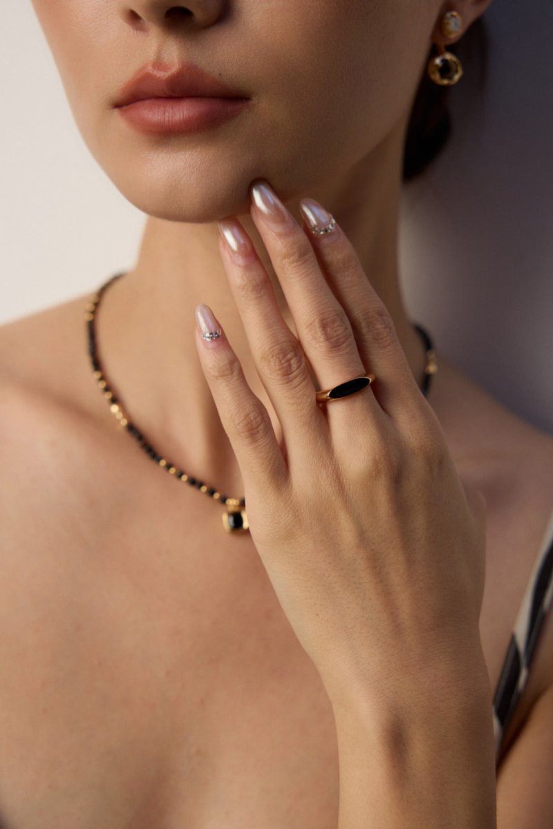 S925 Sterling Silver Simple Black Droplet Glaze Ring - Figgostyle