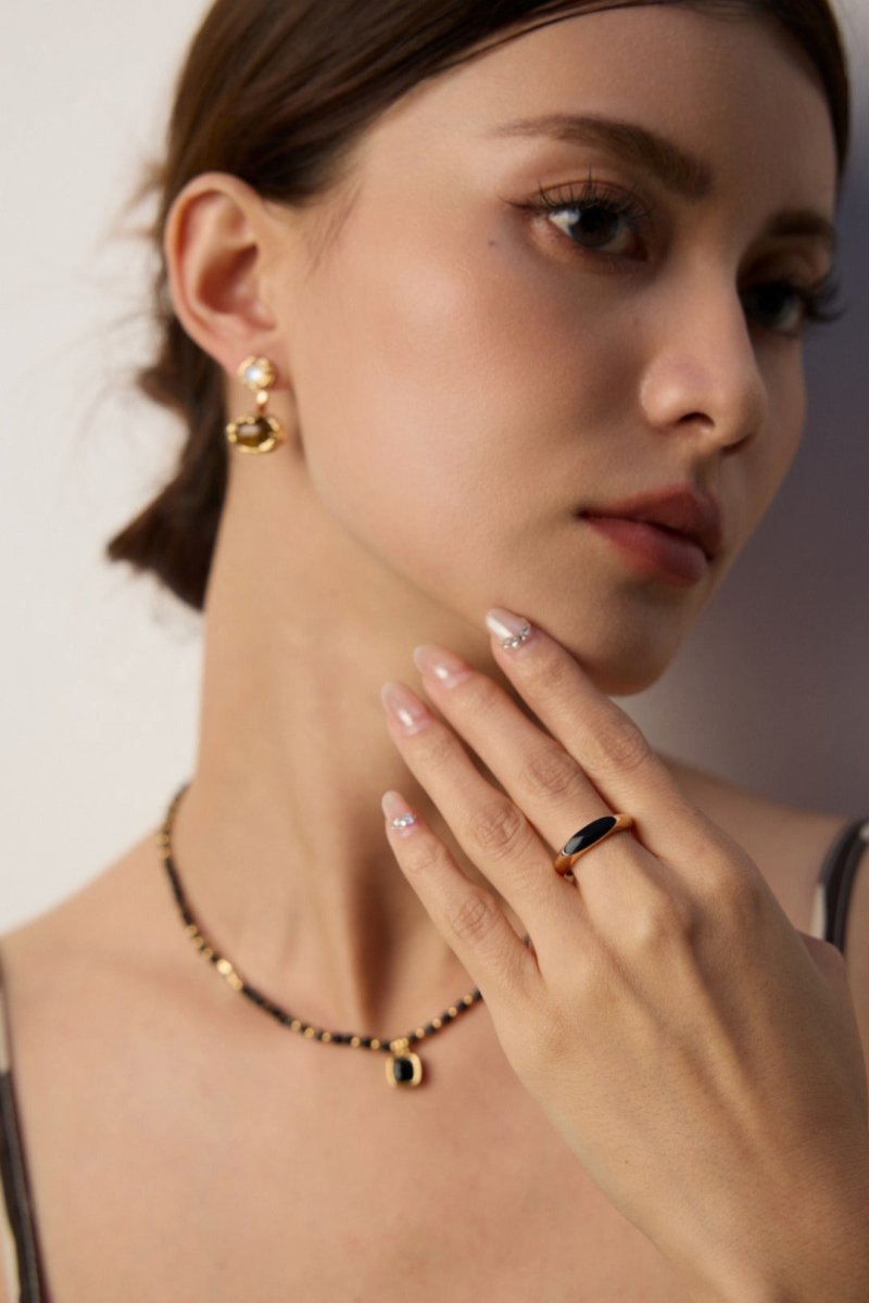 S925 Sterling Silver Simple Black Droplet Glaze Ring - Figgostyle