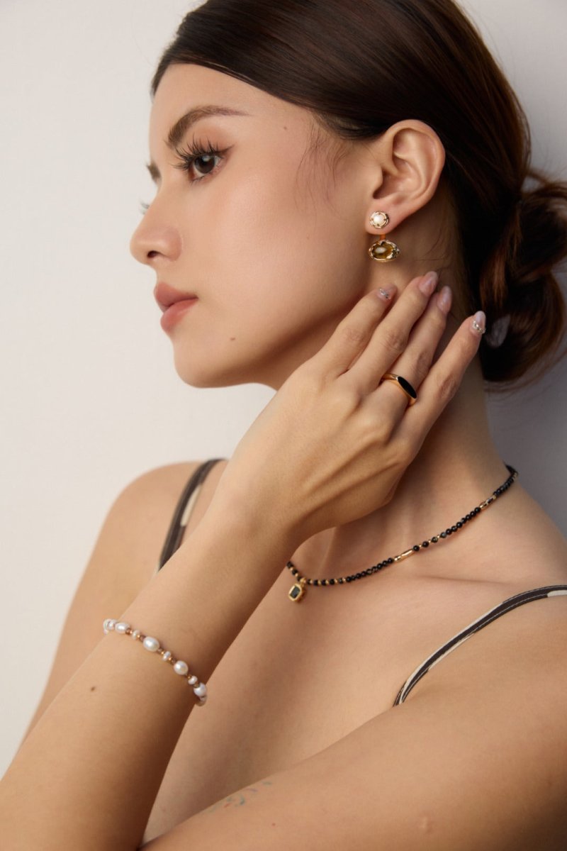 S925 Sterling Silver Simple Black Droplet Glaze Ring - Figgostyle